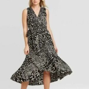 WHO WHAT WEAR Swirling Leopard Sleeveless Dress Fit Flare V-Neck - MEDIUM - NEW